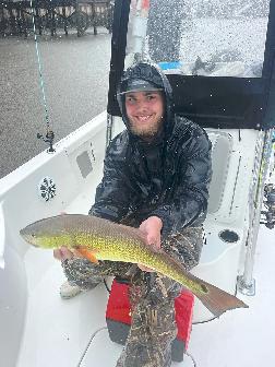 nearshore spot tail fishing